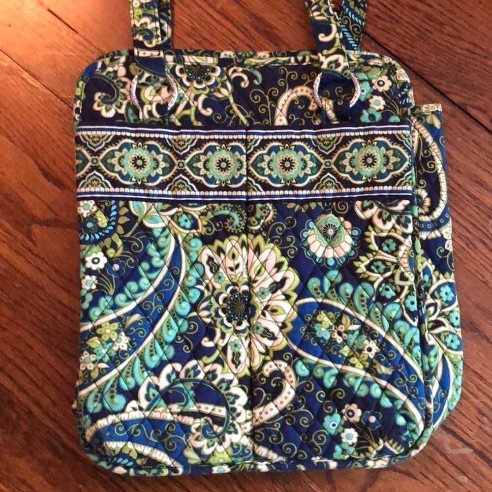 Vera Bradley Bag Retired Pattern - Picture 2 of 7
